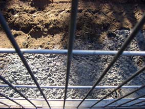 Betongfundament f�r muren